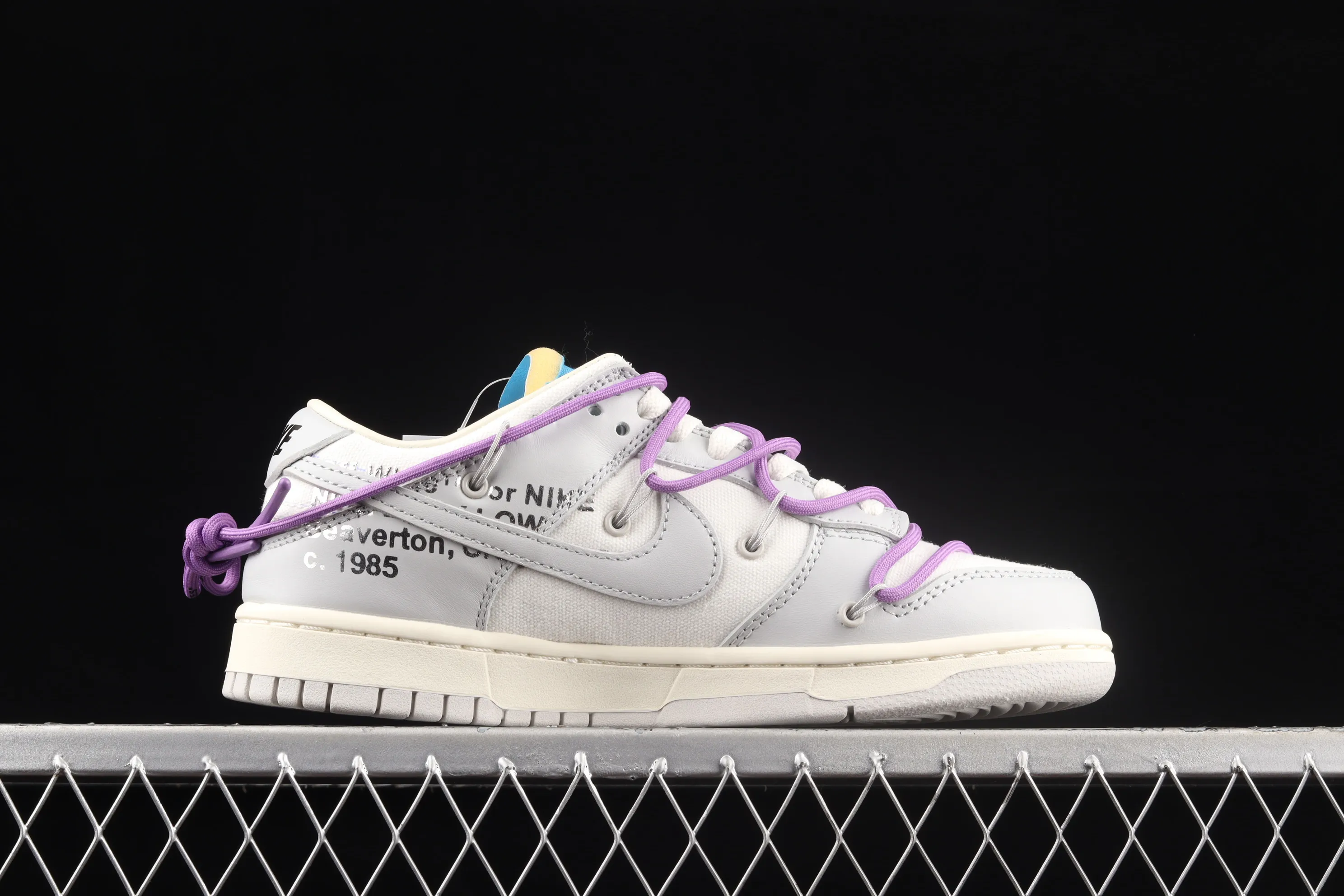 All Categories Nk SB Dunk Series Nk SB Dunk Low Low-top sneakers Pure original version OF x Nk Dunk Low OW Gray SB smashed backboard fashion casual sneakers DM1602-125